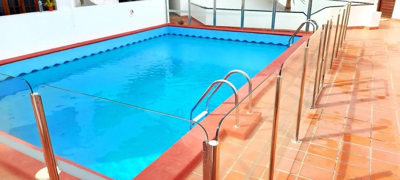 Los Cristianos Apartment, 1 Bedroom Wifi Free & Big Terrace Espagne